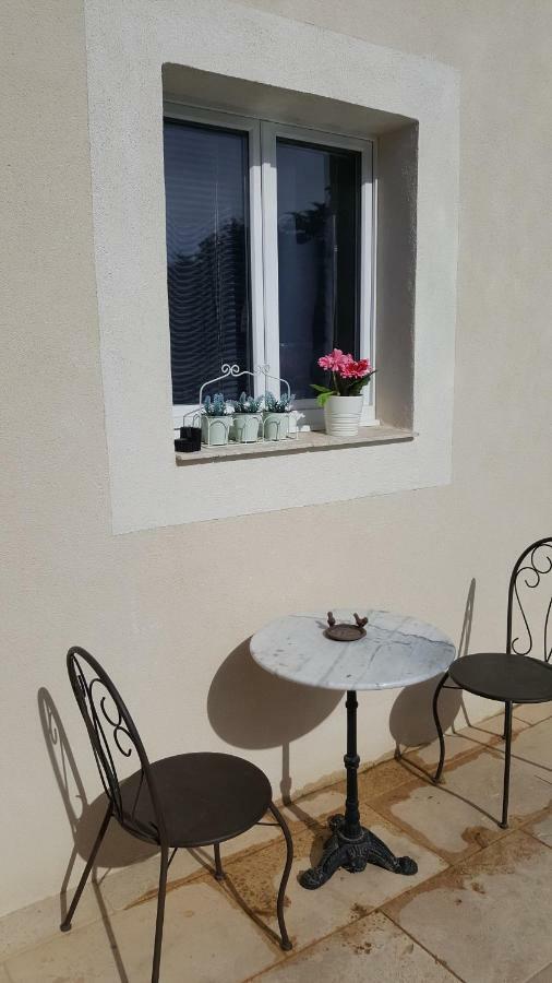 Le Cabanon De Lea Apartment Tavel Luaran gambar